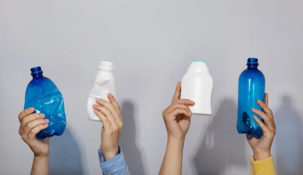 Pengusaha Minta Pemerintah Tunda Pembatasan Impor Bahan Baku Plastik